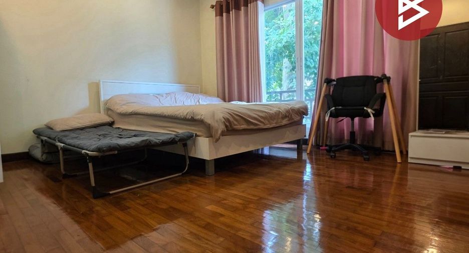 Casa en venta de 4 habitaciones en Mueang Chon Buri, Chonburi