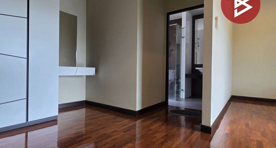 Casa en venta de 4 habitaciones en Mueang Chon Buri, Chonburi