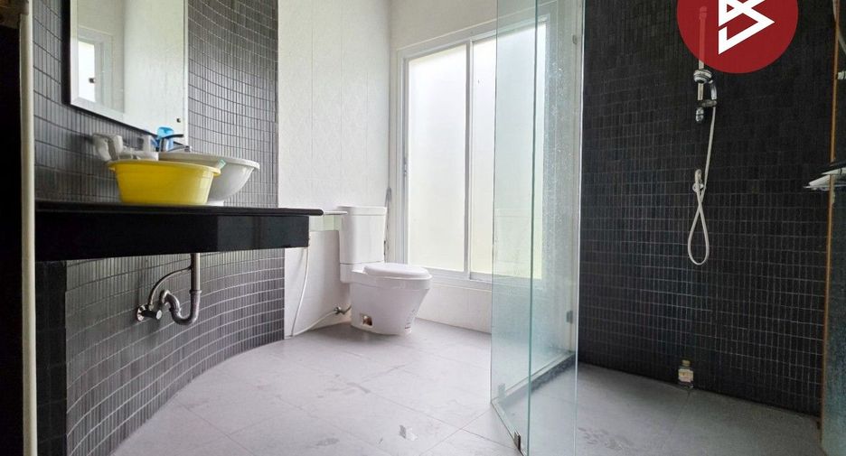 Casa en venta de 4 habitaciones en Mueang Chon Buri, Chonburi