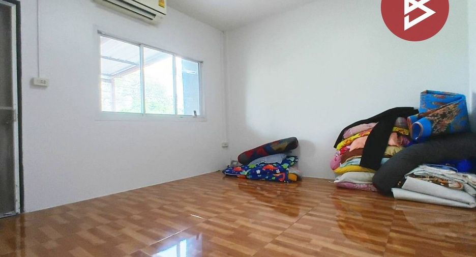 For sale 2 bedrooms townhouse in Min Buri, Bangkok