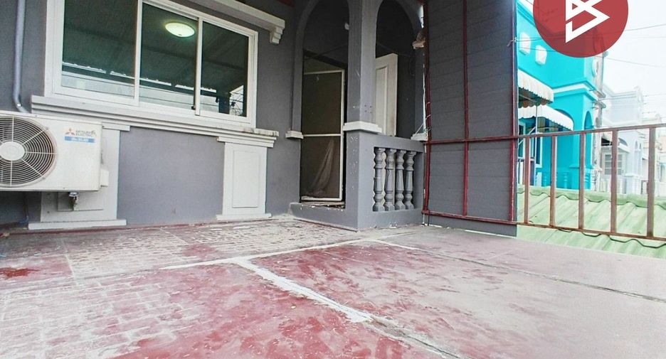 For sale 2 bedrooms townhouse in Min Buri, Bangkok