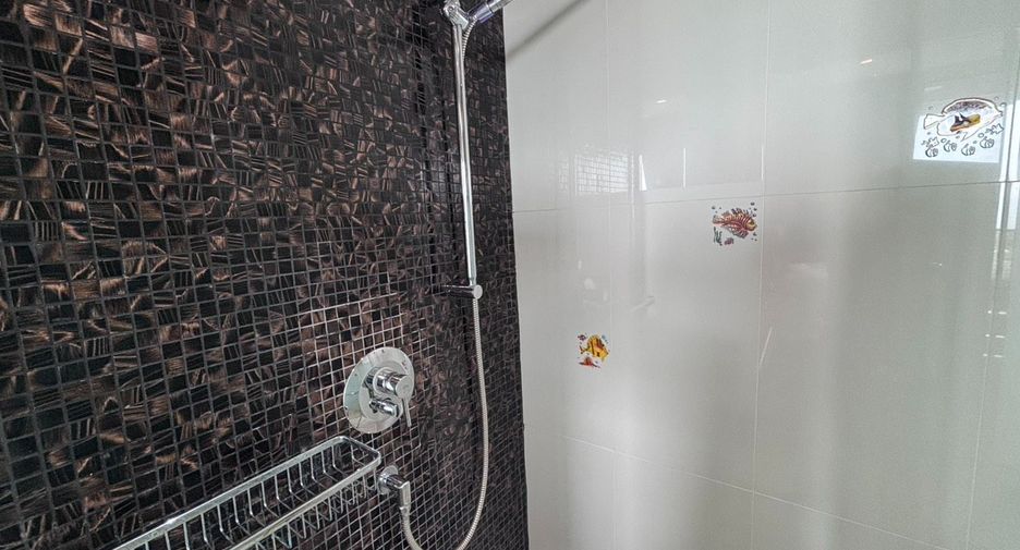 Condo en venta de 2 habitaciones en Klaeng, Rayong