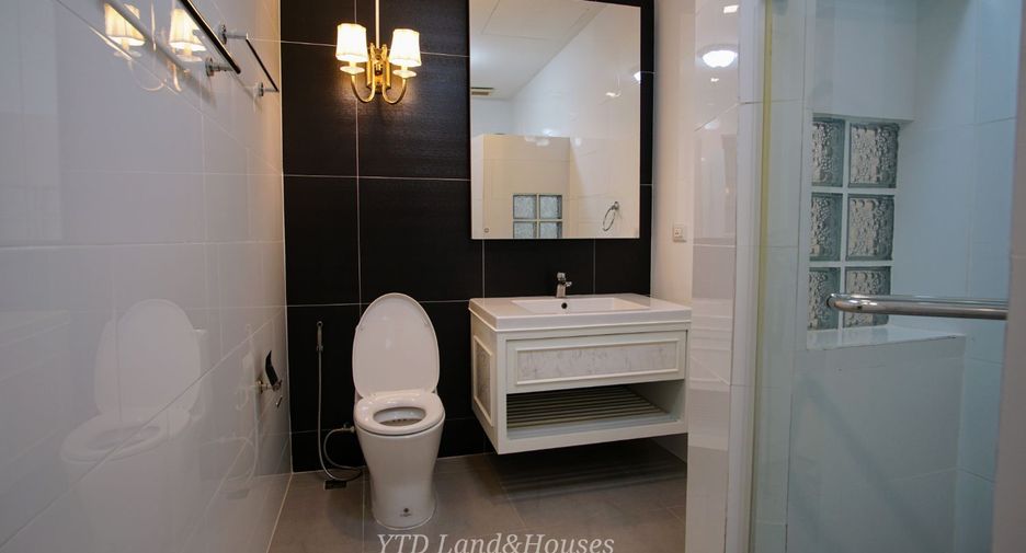 For rent 4 bedrooms house in Bang Phli, Samut Prakan
