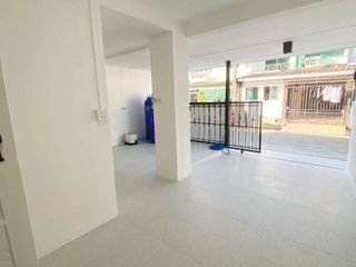 For sale 3 bedrooms townhouse in Khlong Luang, Pathum Thani