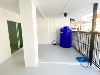 For sale 3 bedrooms townhouse in Khlong Luang, Pathum Thani