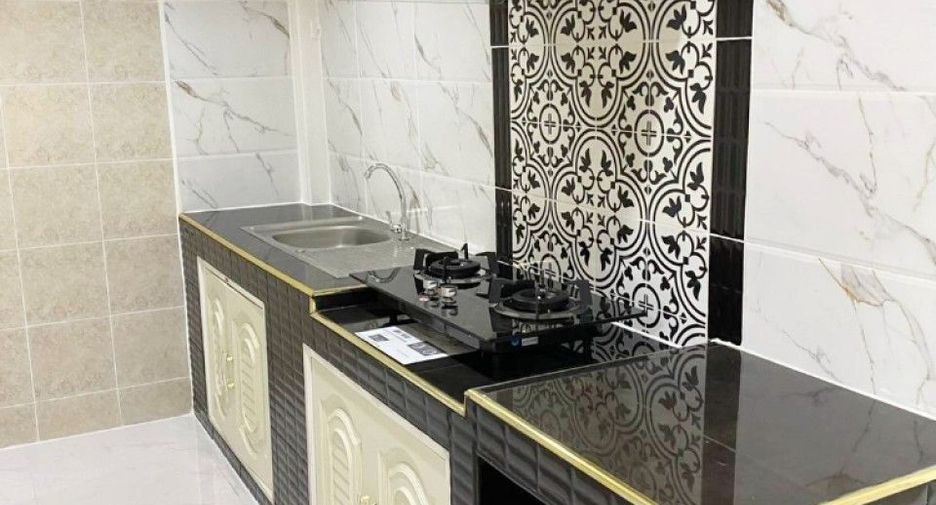 Продажа 3 спальни таунхаус в Khlong Luang, Патумтани
