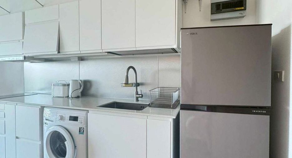 À vendre 1 chambre condo à Khlong Toei, Bangkok