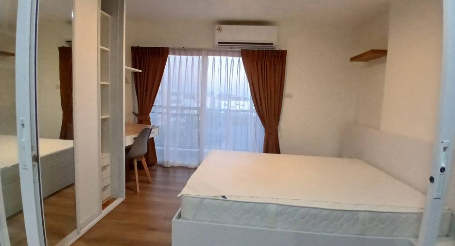 À louer 1 chambre condo à Huai Khwang, Bangkok