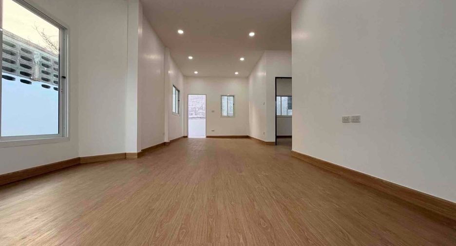 出售 2 卧室 独立屋 在 Sattahip, 芭提雅