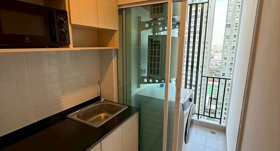 Wohnung zur Miete mit 1 Zimmer in Bang Na, Bangkok