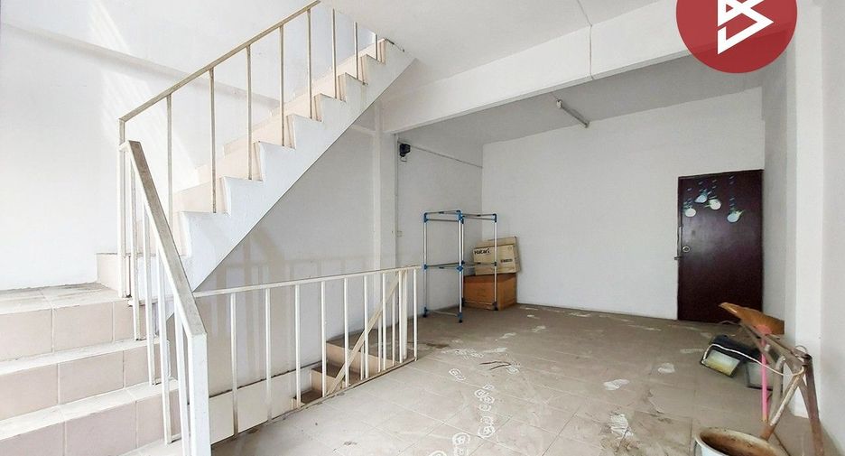 For sale 2 bedrooms retail Space in Lat Phrao, Bangkok