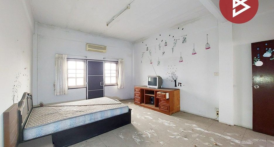 For sale 2 bedrooms retail Space in Lat Phrao, Bangkok
