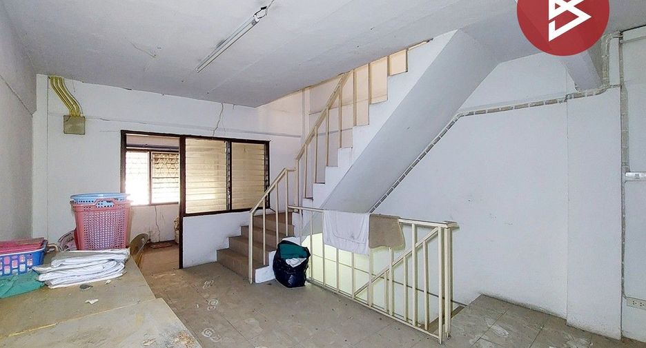 For sale 2 bedrooms retail Space in Lat Phrao, Bangkok