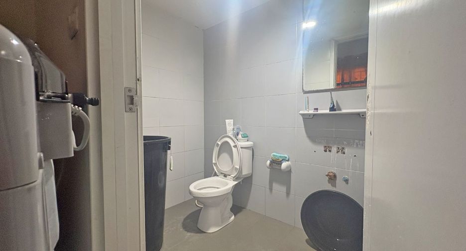 For sale 3 bedrooms townhouse in Bang Phli, Samut Prakan