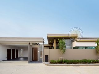 For sale 3 bedrooms villa in Bang Lamung, Chonburi