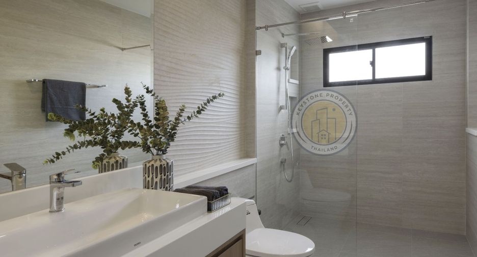 For sale 3 bedrooms villa in Huay Yai, Pattaya