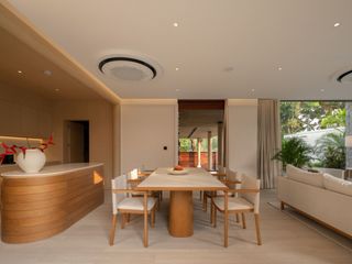 Villa en alquiler y en venta de 3 habitaciones en Na Jomtien, Pattaya