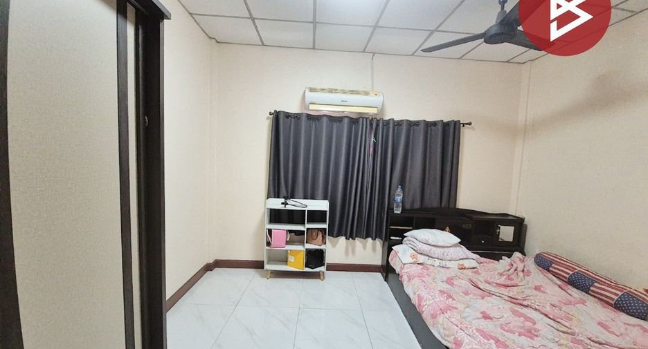 For sale 2 bedrooms townhouse in Khlong Sam Wa, Bangkok