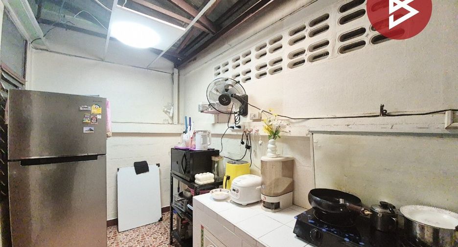 For sale 2 bedrooms townhouse in Khlong Sam Wa, Bangkok