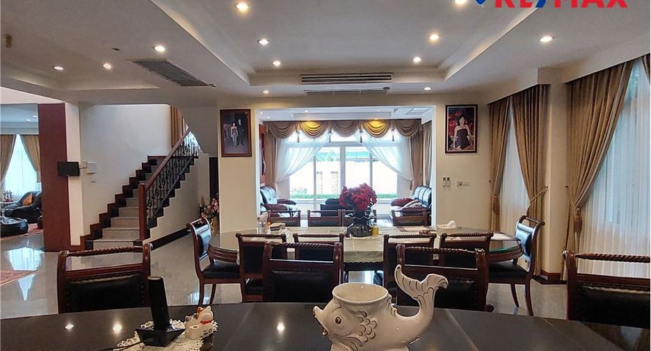 For sale 7 bedrooms house in Pratumnak, Pattaya
