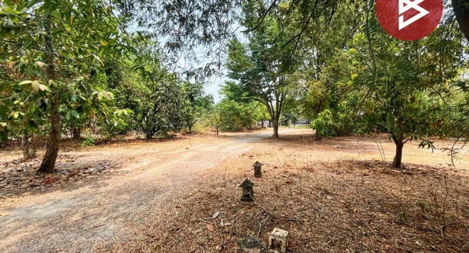 出售 公寓 独立屋 在 Don Chedi, Suphan Buri