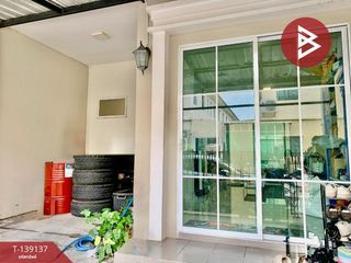 For sale 2 bedrooms townhouse in Bang Sao Thong, Samut Prakan