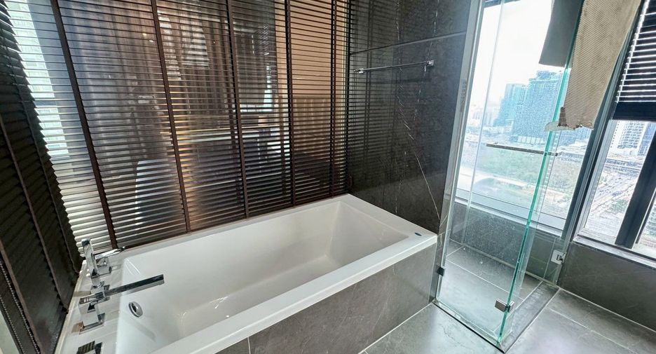 Condo en alquiler de 2 habitaciones en Watthana, Bangkok