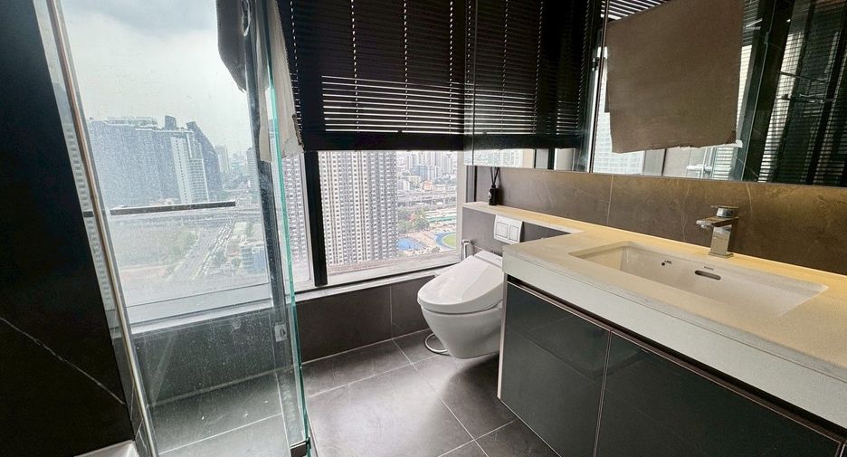 Condo en alquiler de 2 habitaciones en Watthana, Bangkok