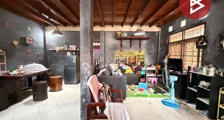 Casa en venta de 2 habitaciones en Phra Samut Chedi, Samut Prakan