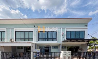 À vendre 3 chambres maison de ville à Phasi Charoen, Bangkok