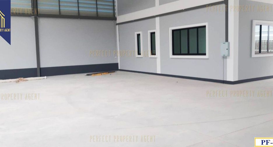 出售 2 卧室 仓库 在 Krathum Baen, Samut Sakhon