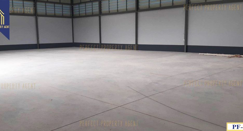 出售 2 卧室 仓库 在 Krathum Baen, Samut Sakhon