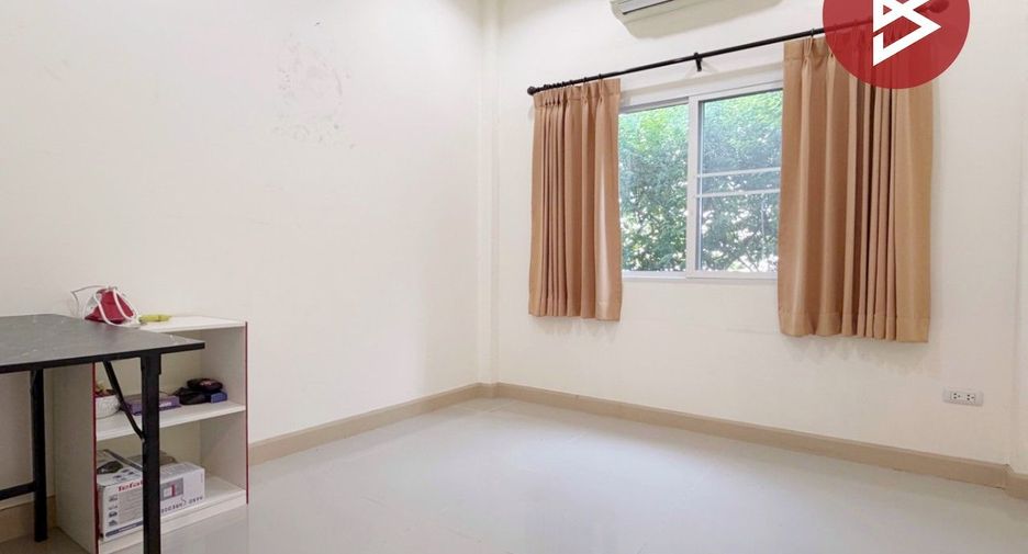 For sale 3 bedrooms house in Lam Luk Ka, Pathum Thani