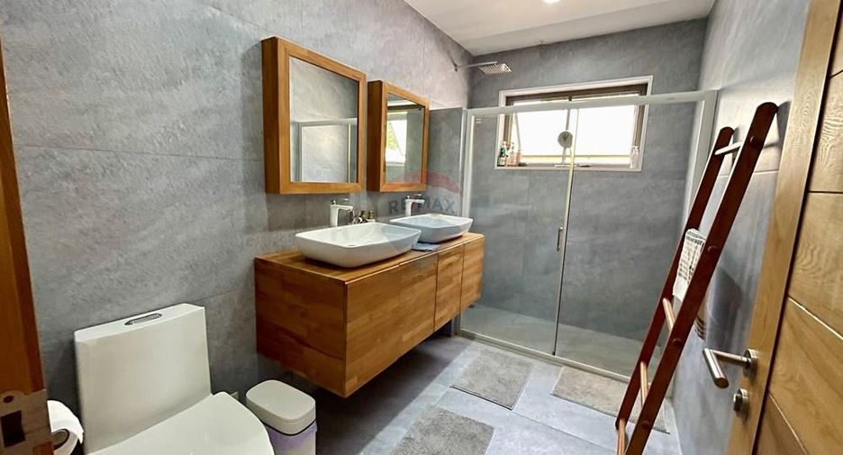 For sale 3 bedrooms villa in Ko Samui, Surat Thani