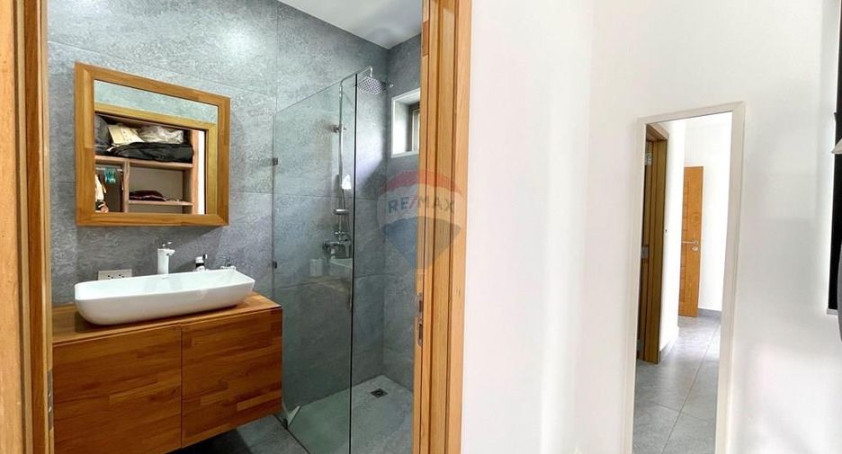 For sale 3 bedrooms villa in Ko Samui, Surat Thani