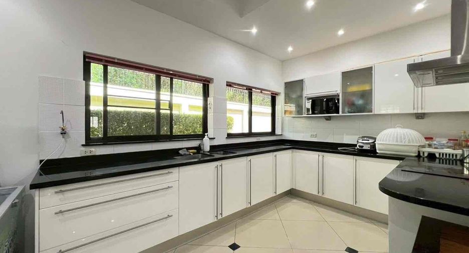 À vendre 3 chambres villa à Jomtien, Pattaya