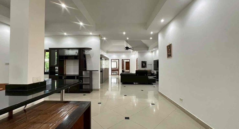 À vendre 3 chambres villa à Jomtien, Pattaya