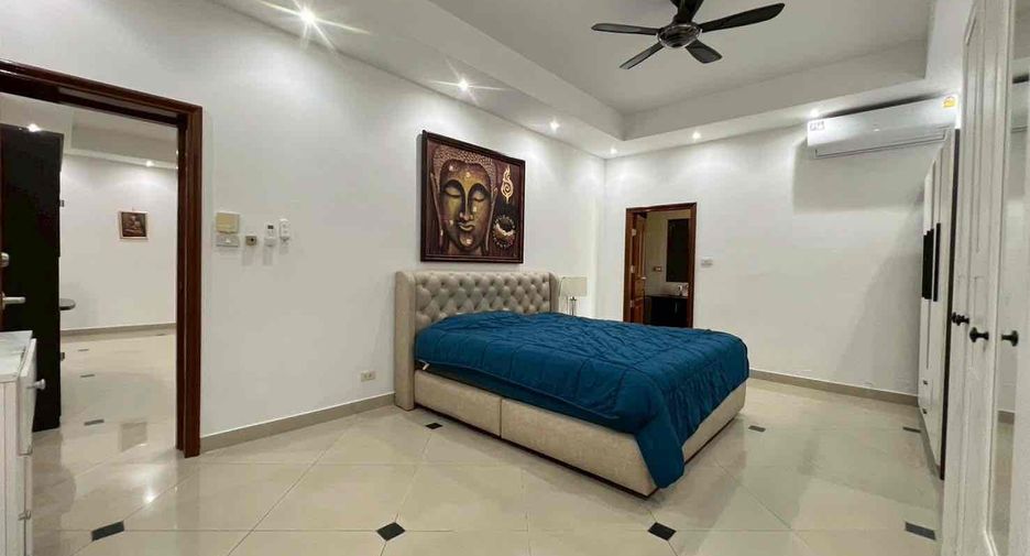 À vendre 3 chambres villa à Jomtien, Pattaya