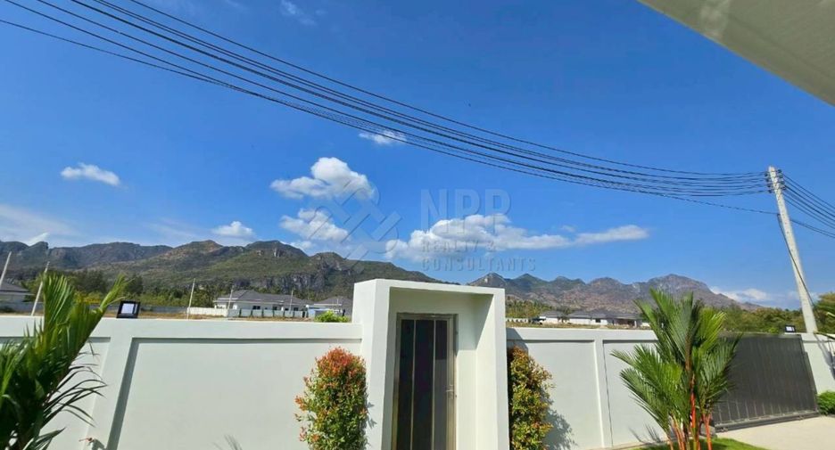 Casa en venta de 3 habitaciones en Sam Roi Yot, Prachuap Khiri Khan