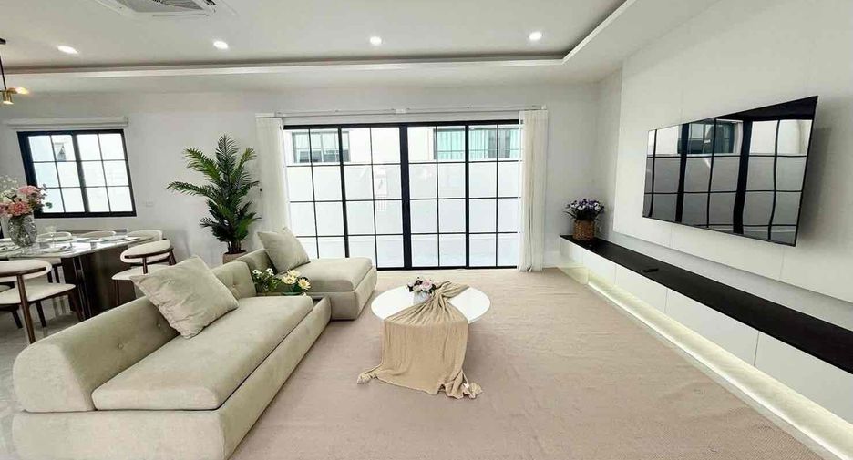 For rent 5 ベッドルーム villa in East Pattaya, Pattaya
