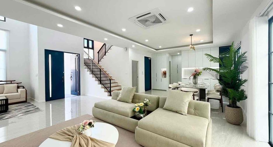 For rent 5 ベッドルーム villa in East Pattaya, Pattaya