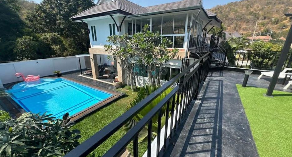 For rent and for sale 4 bedrooms house in Hua Hin, Prachuap Khiri Khan