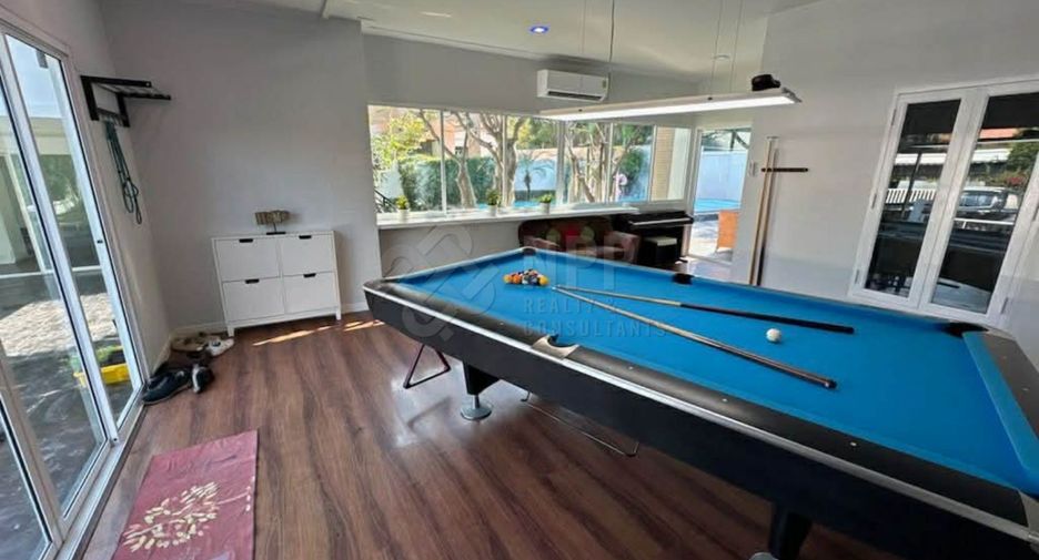 For rent and for sale 4 bedrooms house in Hua Hin, Prachuap Khiri Khan