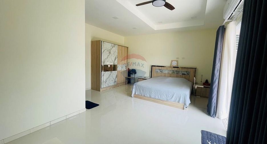 For sale 3 bedrooms townhouse in Ko Samui, Surat Thani