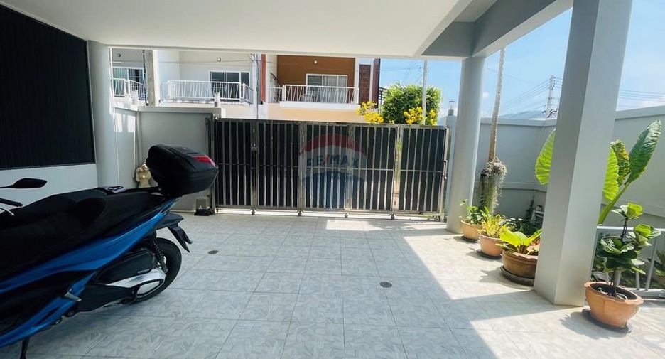 For sale 3 bedrooms townhouse in Ko Samui, Surat Thani