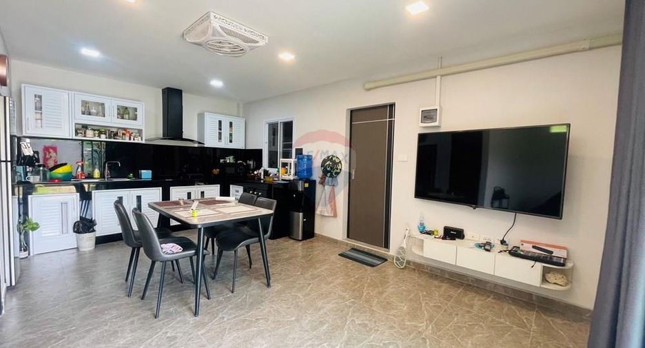 For sale 3 bedrooms townhouse in Ko Samui, Surat Thani