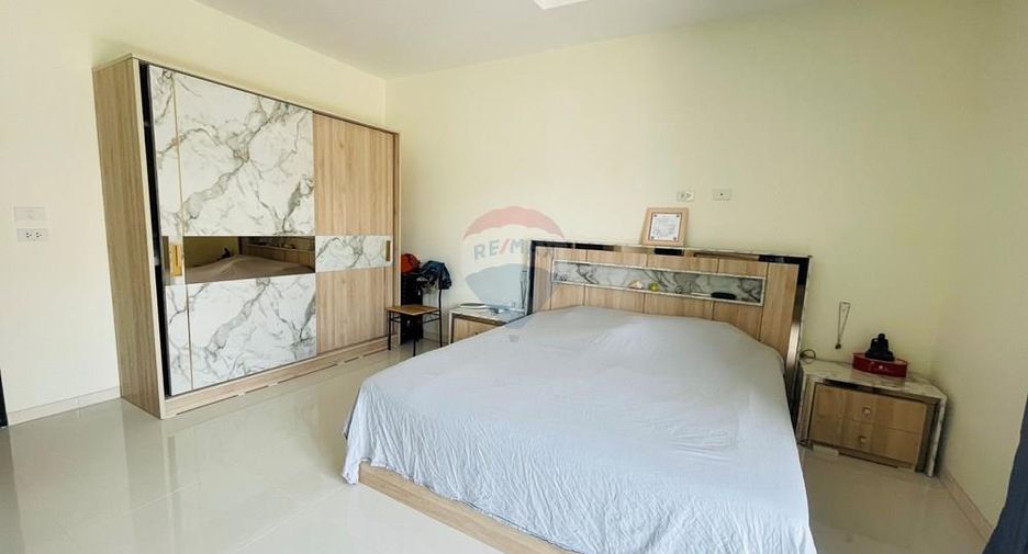 For sale 3 bedrooms townhouse in Ko Samui, Surat Thani