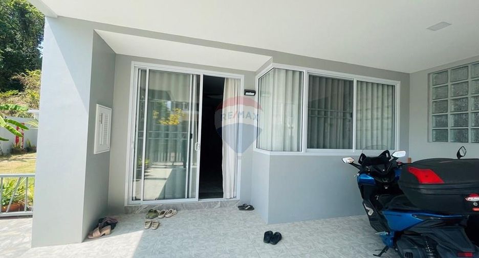 For sale 3 bedrooms townhouse in Ko Samui, Surat Thani