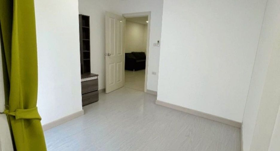 Condo en venta de 2 habitaciones en Bang Kapi, Bangkok