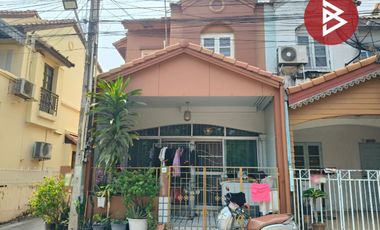 Casa adosada en venta de 2 habitaciones en Mueang Chon Buri, Chonburi